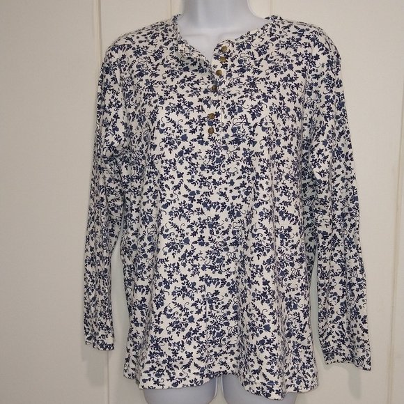 Basic Editions Tops - Women's Long Sleeve Shirt, Blue and White, Size Medium